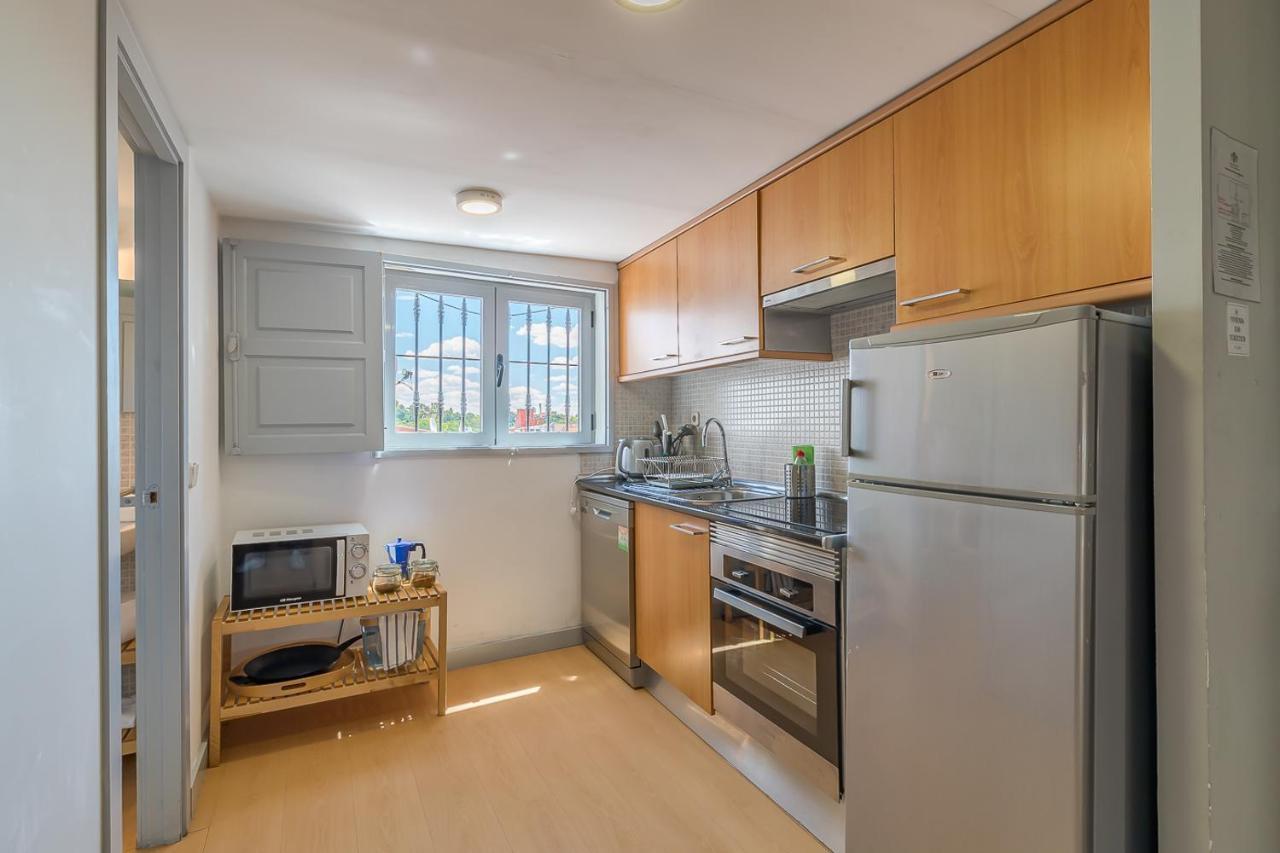 Apartamentos Fucar Мадрид Экстерьер фото