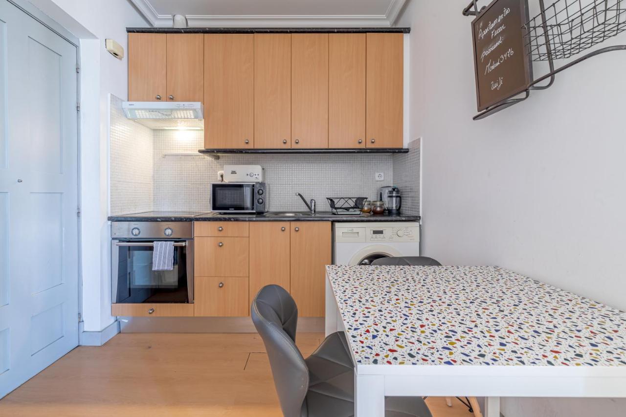 Apartamentos Fucar Мадрид Экстерьер фото