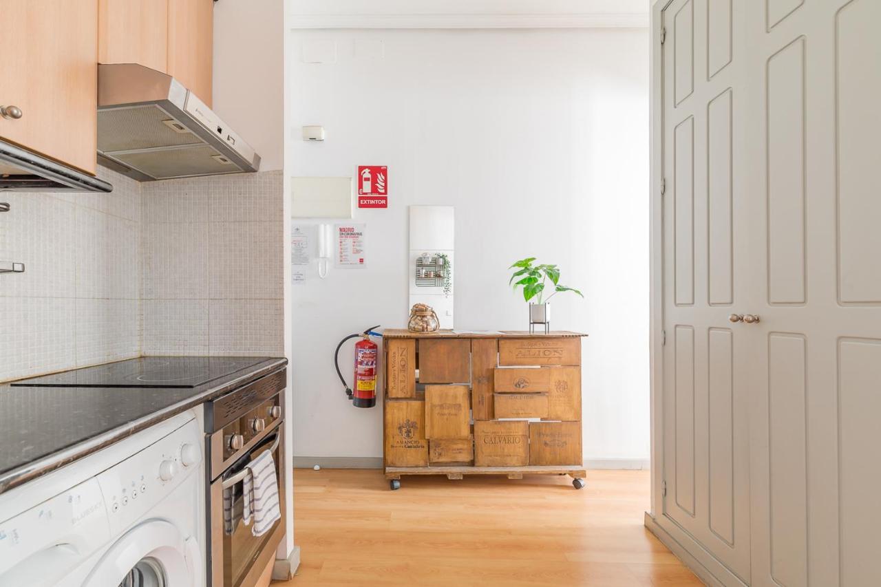 Apartamentos Fucar Мадрид Экстерьер фото